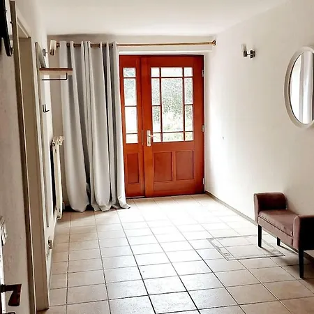 Zentrale - Direkt Am Und Schloss