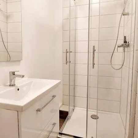 Zentrale - Direkt Am Und In Schlossnaehe Апартаменты Шверин