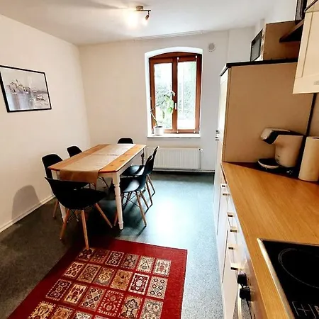 Zentrale - Direkt Am Und In Schlossnaehe