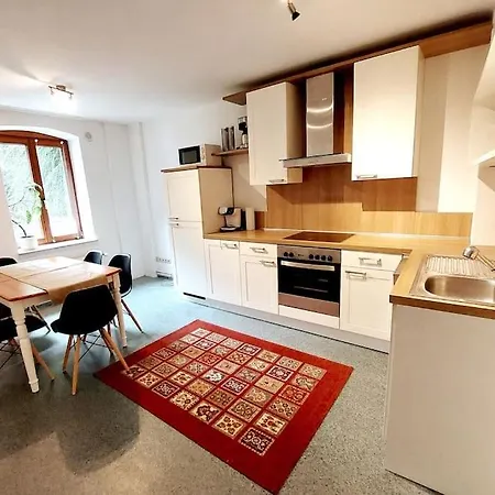 Zentrale - Direkt Am Und Schloss Apartment
