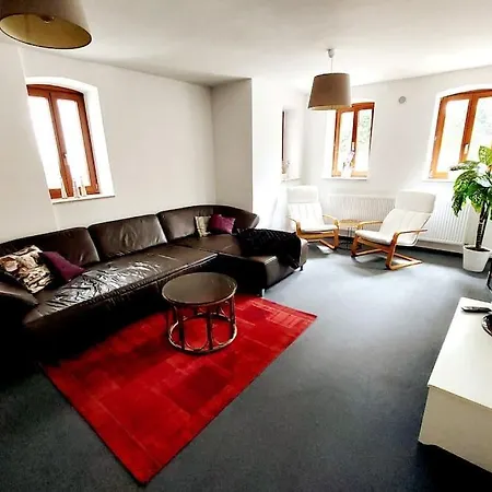 Апартаменты Zentrale - Direkt Am Und In Schlossnaehe Шверин