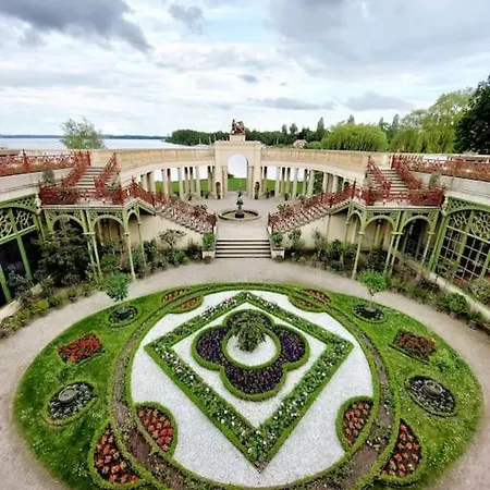 Zentrale - Direkt Am Und In Schlossnaehe * Шверин