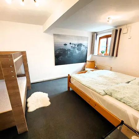 Zentrale - Direkt Am Und In Schlossnaehe Шверин