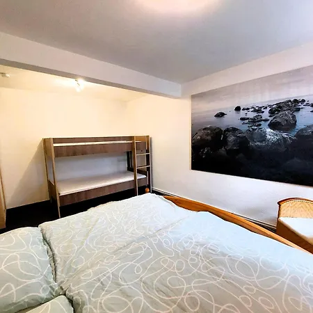 Zentrale - Direkt Am Und In Schlossnaehe Шверин