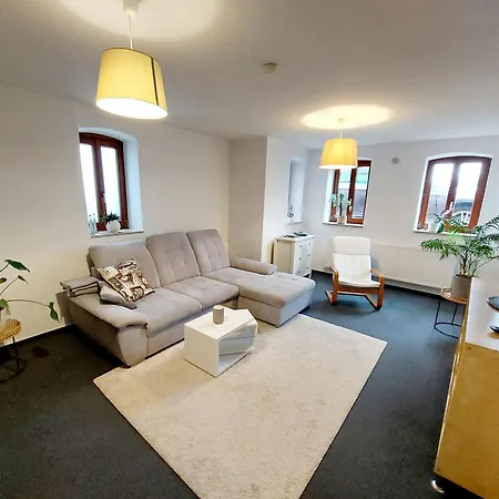 Zentrale - Direkt Am Und In Schlossnaehe Appartamento