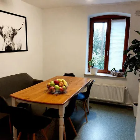 Zentrale - Direkt Am Und In Schlossnaehe *
